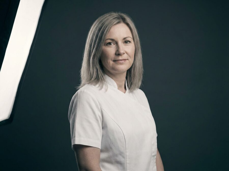 Dr Marta Lewandowska